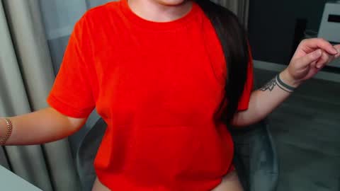 shy_26 online show from 12.12.24