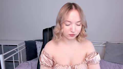 Anna online show from 02.11.25