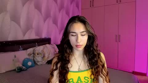 Snapshot of shy_bambiii chatting on 12.03.24 Mika online show from 12.03.24