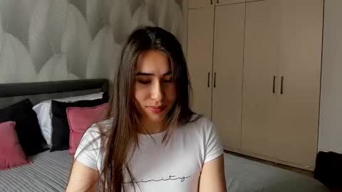 Mika online show from 03.22.26