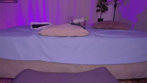 Snapshot of shy_booty18 chatting on 03.01.25 Katya online show from 03.01.25