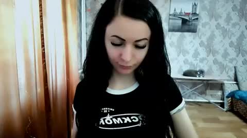 Snapshot of shy_cat_candy chatting on 06.18.26 shy_cat_candy online show from 06.18.26