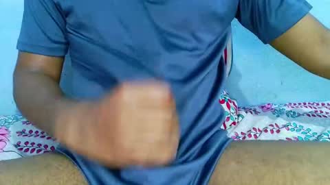 Snapshot of shy_eyes_ chatting on 02.18.25 shyeyes online show from 02.18.25