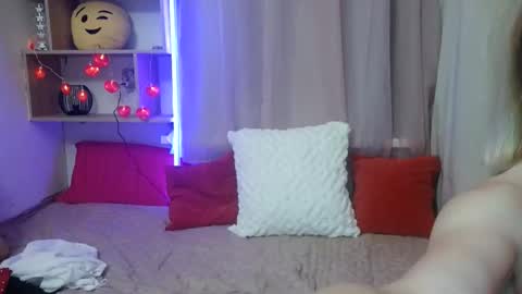 shy_girl80 online show from 01.31.26