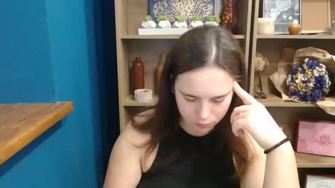Snapshot of shy_lil chatting on 09.29.25 shy_lil online show from 09.29.25