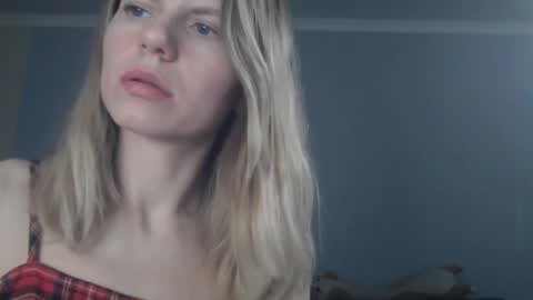 Snapshot of shy_moony chatting on 03.05.26 just Alex online show from 03.05.26