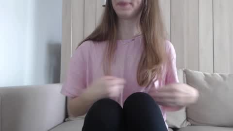 shy_schoolgirl_ online show from 03.01.25