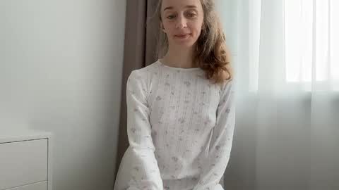 shy_schoolgirl_ online show from 05.09.26