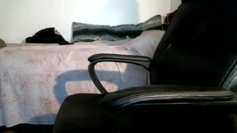 Snapshot of shyboyhugecum2020 chatting on 07.27.26 shyboyhugecum2020 online show from 07.27.26