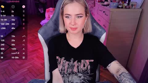 Effie online show from 01.23.25