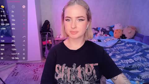 Effie online show from 02.04.25