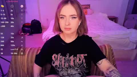 Effie online show from 02.25.25