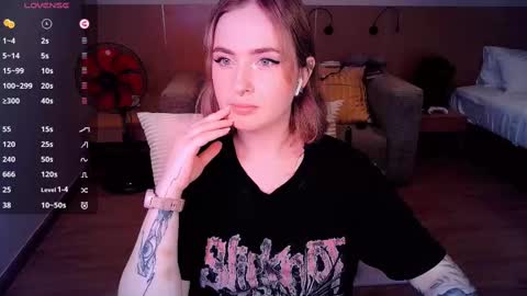 Effie online show from 03.10.25