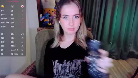 Effie online show from 10.11.25