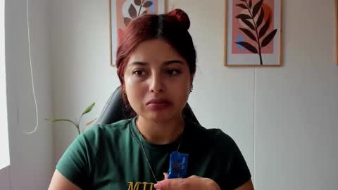 Snapshot of shylittlebunny chatting on 09.23.25 shylittlebunny online show from 09.23.25