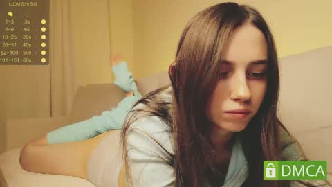 Snapshot of shypeachmaru chatting on 05.26.26 Mary online show from 05.26.26
