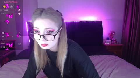 Snapshot of shysweetrish chatting on 05.22.26 shysweetrish online show from 05.22.26