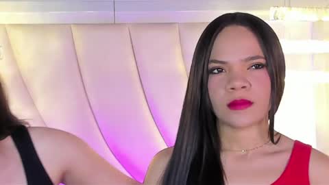 Siara and Zoe tattoo online show from 04.15.26