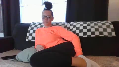 Snapshot of sidneyraee chatting on 01.07.25 Mrs. St. Patrickk online show from 01.07.25