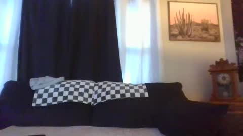 Mrs. St. Patrickk online show from 12.17.25