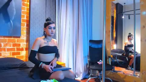 SinnaDark online show from 03.12.26