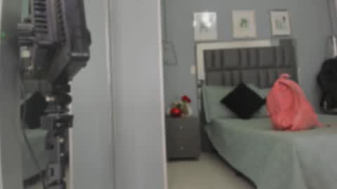 Snapshot of sienna_miller_27 chatting on 10.12.25 Keira online show from 10.12.25