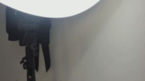 Snapshot of sienna_miller_27 chatting on 10.31.25 Keira online show from 10.31.25