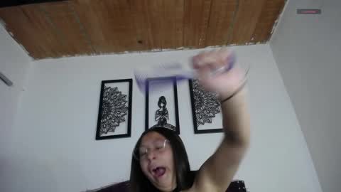 Sienna online show from 04.16.26