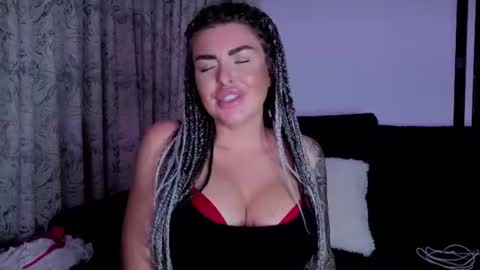 Snapshot of siennalove888_ chatting on 08.05.26 SiennaLove888 online show from 08.05.26