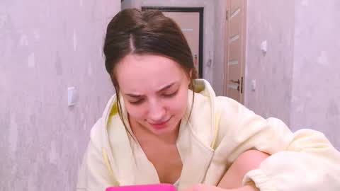 Sienna Mia online show from 05.15.26