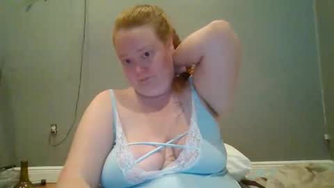 Snapshot of sierra_bby chatting on 04.13.26 sierra_bby online show from 04.13.26