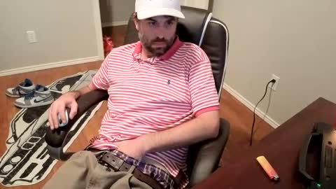 Snapshot of sigmaslayer chatting on 10.02.25 sigmaslayer online show from 10.02.25