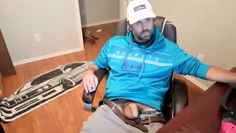 Snapshot of sigmaslayer chatting on 10.06.25 sigmaslayer online show from 10.06.25