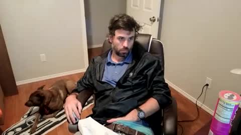 Snapshot of sigmaslayer chatting on 10.08.25 sigmaslayer online show from 10.08.25