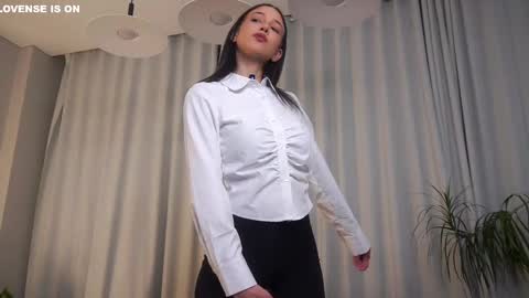 Eva  online show from 01.16.26