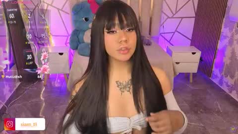 Snapshot of siiam_tay chatting on 01.10.26 Siiam Tay online show from 01.10.26