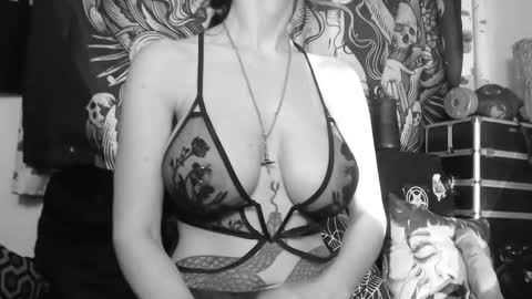 Snapshot of silentmary chatting on 05.08.26 Allmylinkssilentmary666 online show from 05.08.26