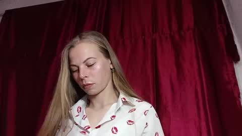 JULIANA online show from 03.29.26