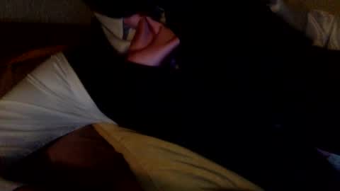 Snapshot of silktie chatting on 05.18.26 satinsub online show from 05.18.26