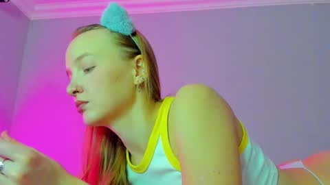 Mila online show from 10.22.25