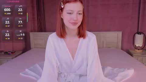 silly___woman online show from 12.21.25