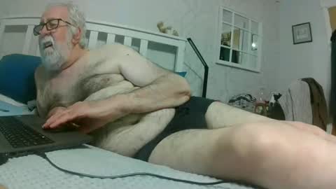 Snapshot of sillyoldman45221063 chatting on 06.08.26 sillyoldman45221063 online show from 06.08.26