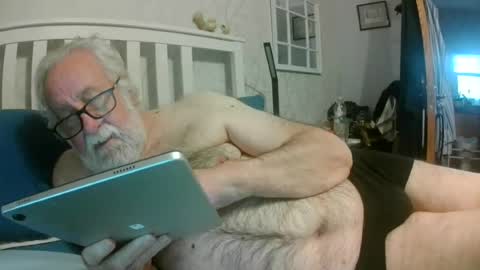 Snapshot of sillyoldman45221063 chatting on 07.13.26 sillyoldman45221063 online show from 07.13.26