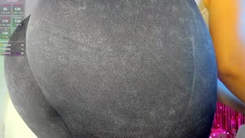 Snapshot of silvanna_moore chatting on 02.16.25 Silvanna online show from 02.16.25