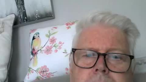 Snapshot of silverfoxpauly chatting on 05.31.26 silverfoxpauly online show from 05.31.26