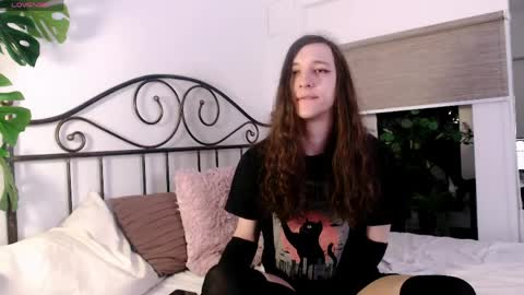 silvermuse online show from 04.07.26