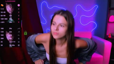 Silvia nude in pvt  online show from 10.05.25