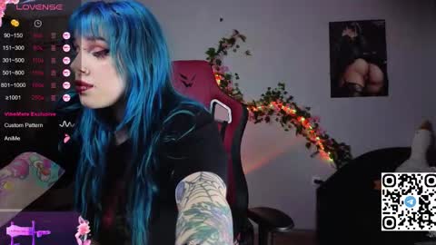 Snapshot of silvia_santorskii chatting on 10.06.25 silvia_santorskii online show from 10.06.25