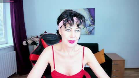 Snapshot of silvia_wallec chatting on 04.30.26 Silvia Wallec online show from 04.30.26