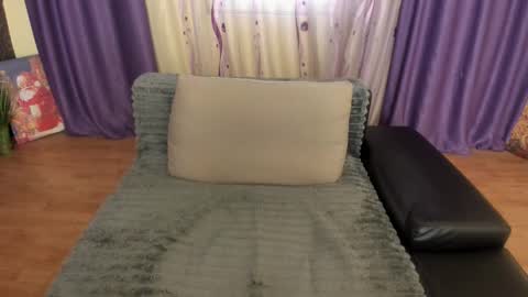 Silvya online show from 03.29.26